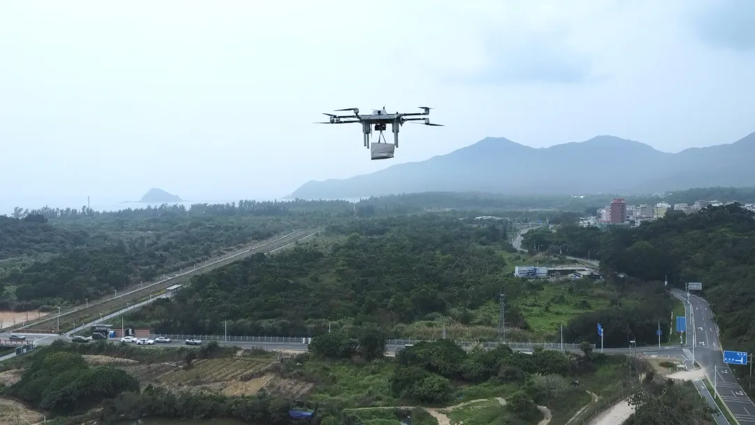 深圳東西涌開通景區無人機索降投送服務專線